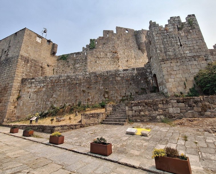 Castillo De Castro Caldelas, Spain
